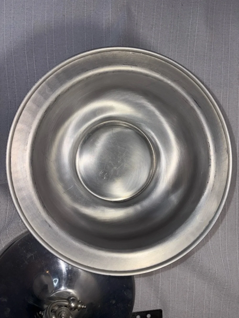 Buenilum Covered Serving Bowl Silver Beaded Ring Handle Vintage OS EUC